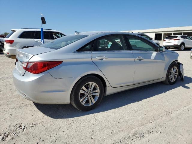 Photo 2 VIN: 5NPEB4AC2DH764540 - HYUNDAI SONATA GLS 