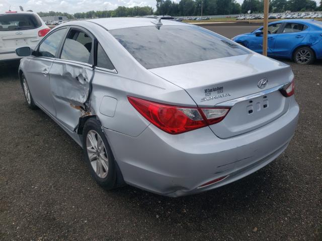 Photo 2 VIN: 5NPEB4AC2DH778437 - HYUNDAI SONATA GLS 