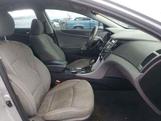 Photo 4 VIN: 5NPEB4AC2DH778437 - HYUNDAI SONATA GLS 