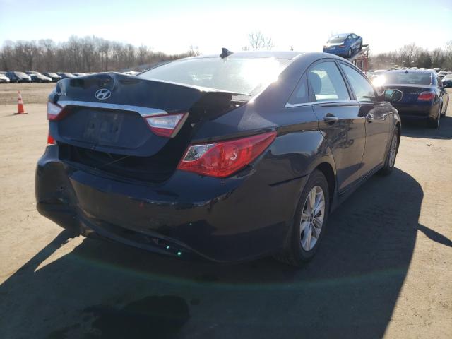 Photo 3 VIN: 5NPEB4AC2DH779782 - HYUNDAI SONATA 