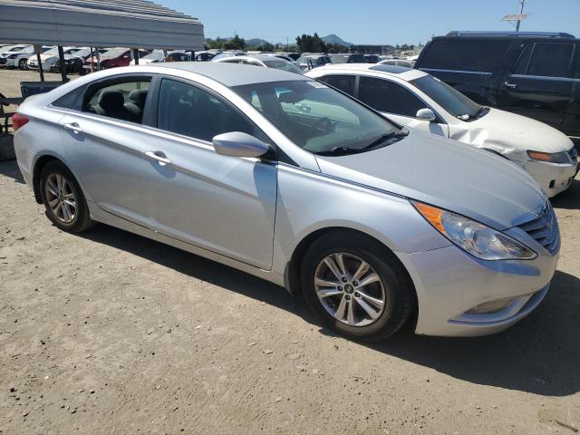 Photo 3 VIN: 5NPEB4AC2DH805569 - HYUNDAI SONATA 