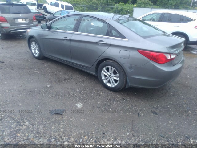 Photo 2 VIN: 5NPEB4AC2DH806785 - HYUNDAI SONATA 