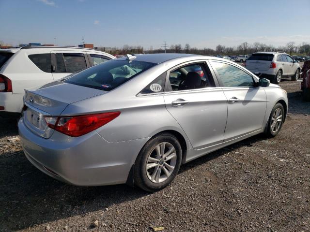 Photo 2 VIN: 5NPEB4AC2DH807161 - HYUNDAI SONATA 