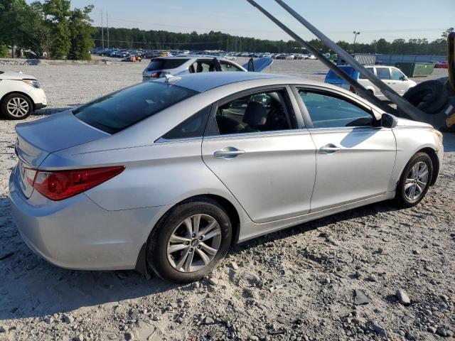 Photo 2 VIN: 5NPEB4AC2DH807399 - HYUNDAI SONATA 