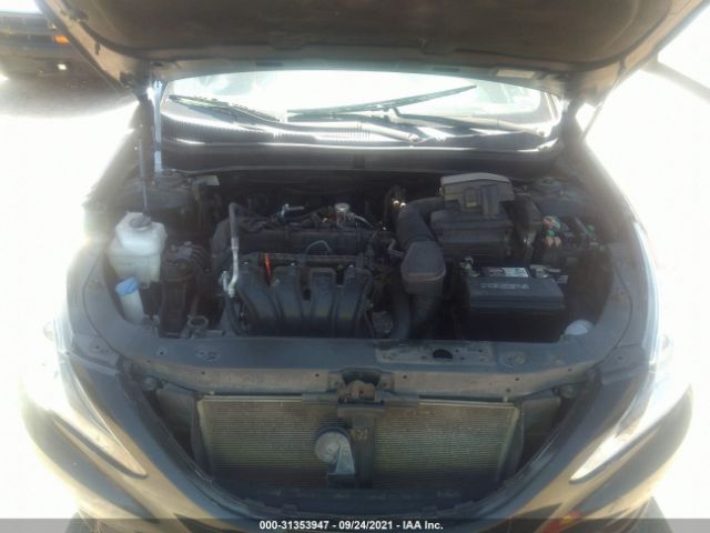 Photo 9 VIN: 5NPEB4AC2DH808505 - HYUNDAI SONATA 