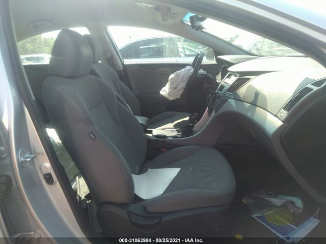 Photo 4 VIN: 5NPEB4AC2EH821188 - HYUNDAI SONATA 