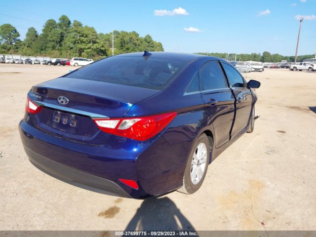 Photo 3 VIN: 5NPEB4AC2EH832627 - HYUNDAI SONATA 