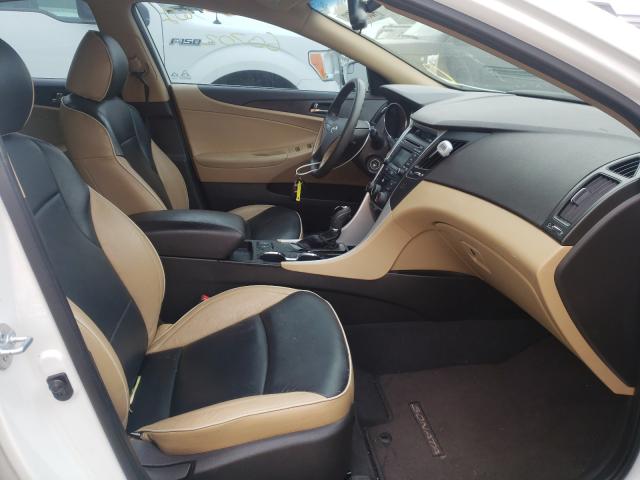 Photo 4 VIN: 5NPEB4AC2EH841151 - HYUNDAI SONATA 