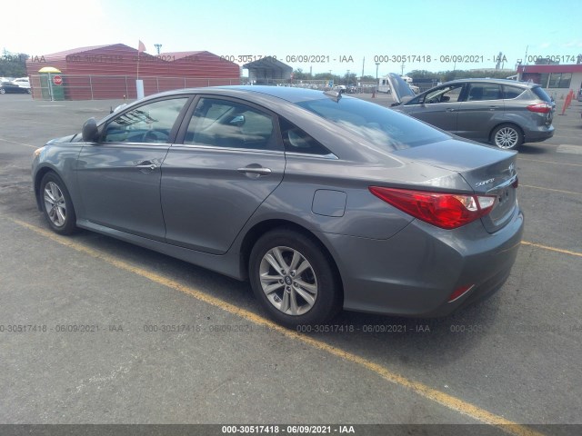 Photo 2 VIN: 5NPEB4AC2EH851467 - HYUNDAI SONATA 