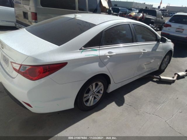 Photo 3 VIN: 5NPEB4AC2EH892682 - HYUNDAI SONATA 