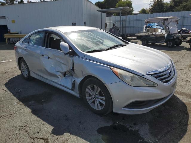 Photo 3 VIN: 5NPEB4AC2EH907908 - HYUNDAI SONATA 