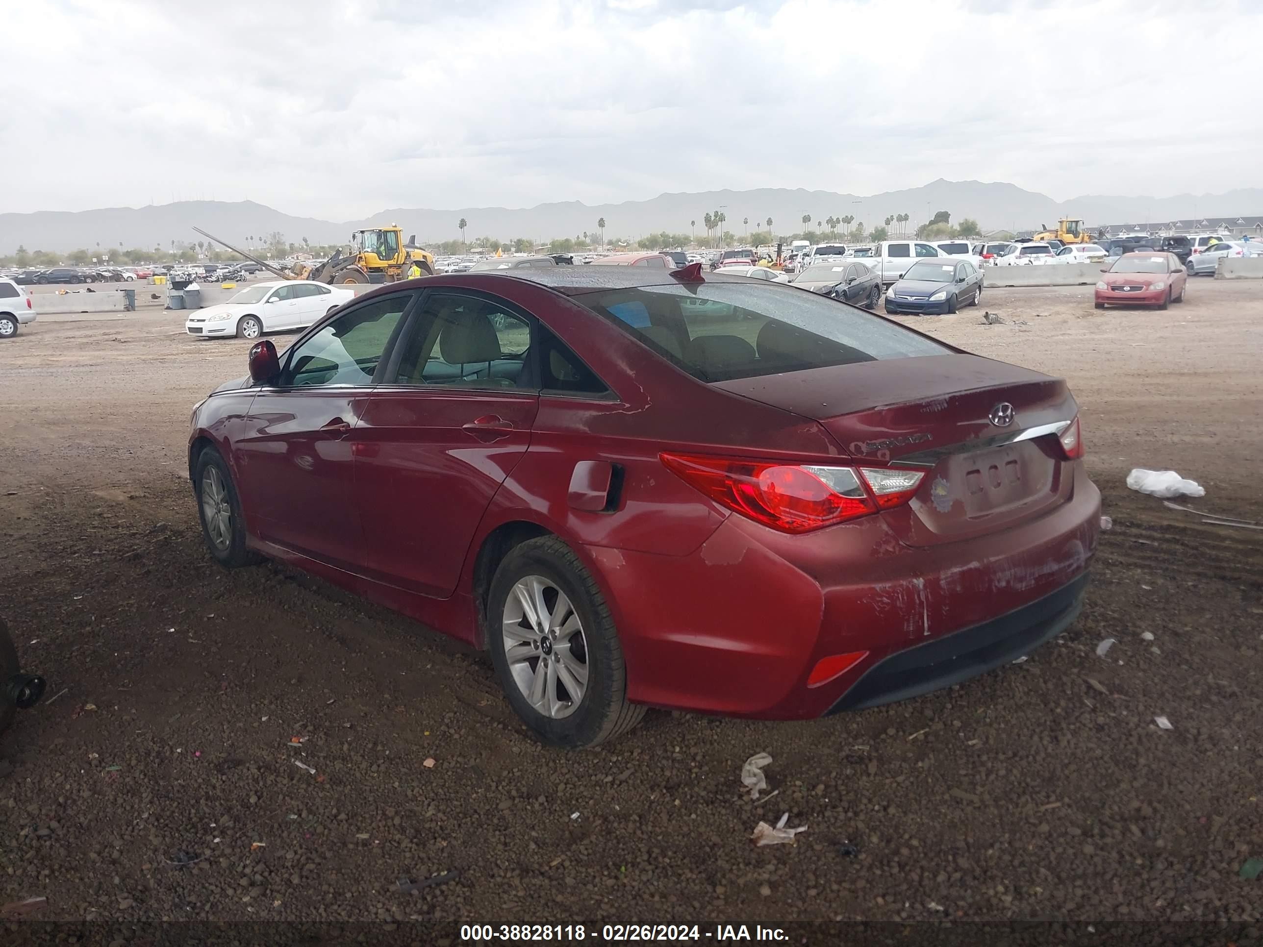 Photo 2 VIN: 5NPEB4AC2EH910694 - HYUNDAI SONATA 