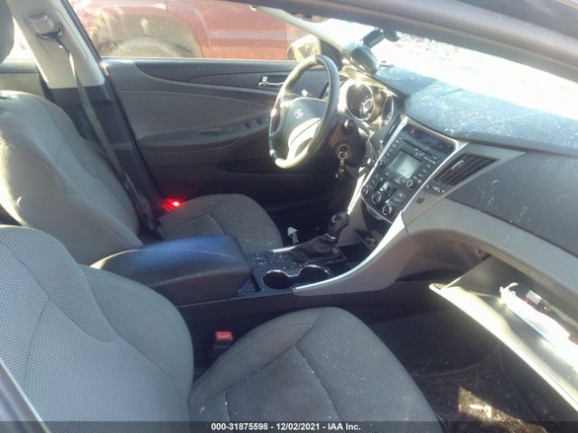 Photo 4 VIN: 5NPEB4AC2EH921372 - HYUNDAI SONATA 