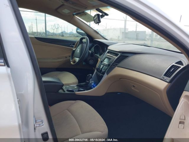 Photo 4 VIN: 5NPEB4AC2EH939662 - HYUNDAI SONATA 