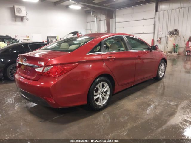 Photo 3 VIN: 5NPEB4AC2EH945168 - HYUNDAI SONATA 