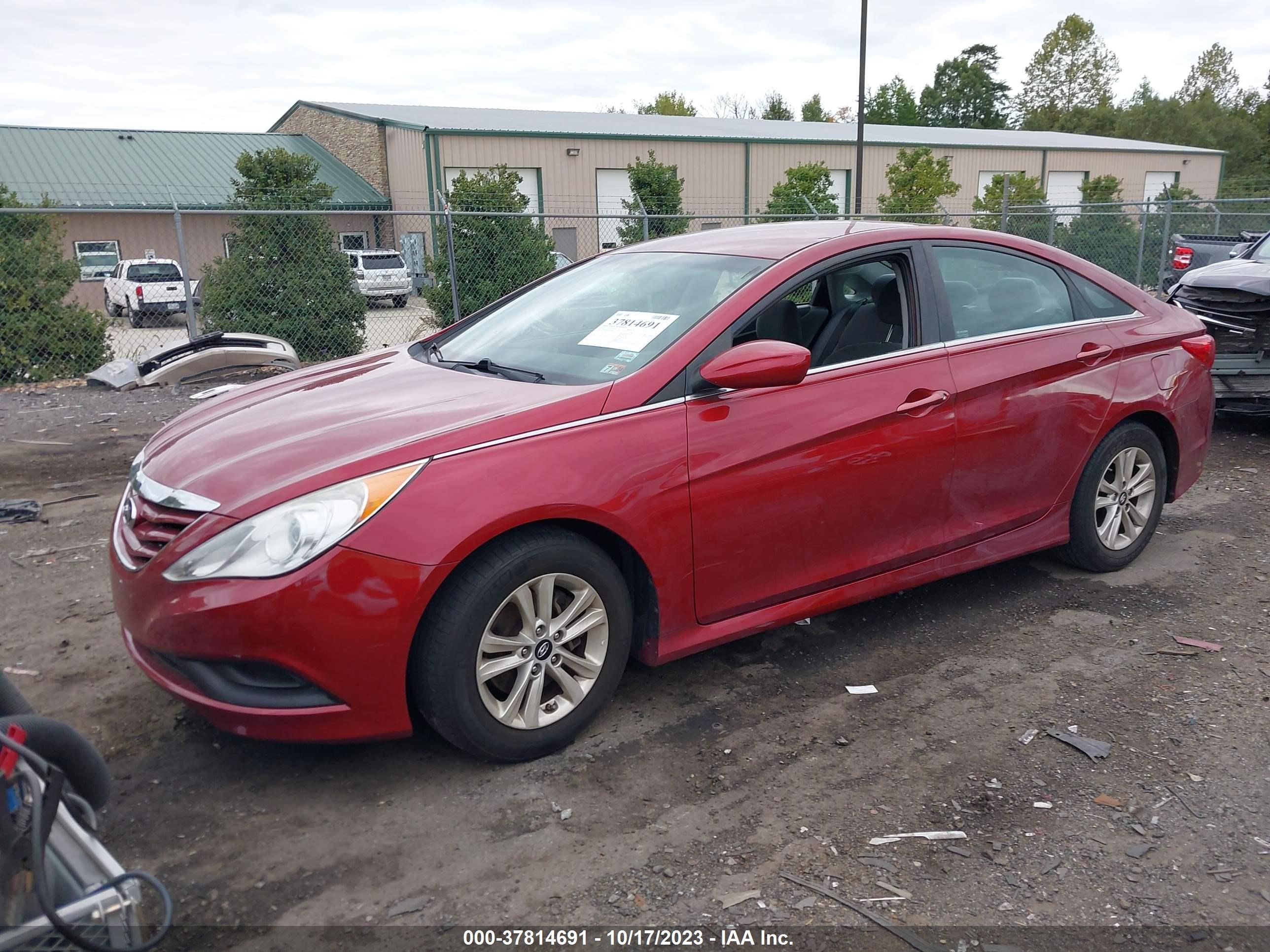 Photo 1 VIN: 5NPEB4AC2EH946031 - HYUNDAI SONATA 