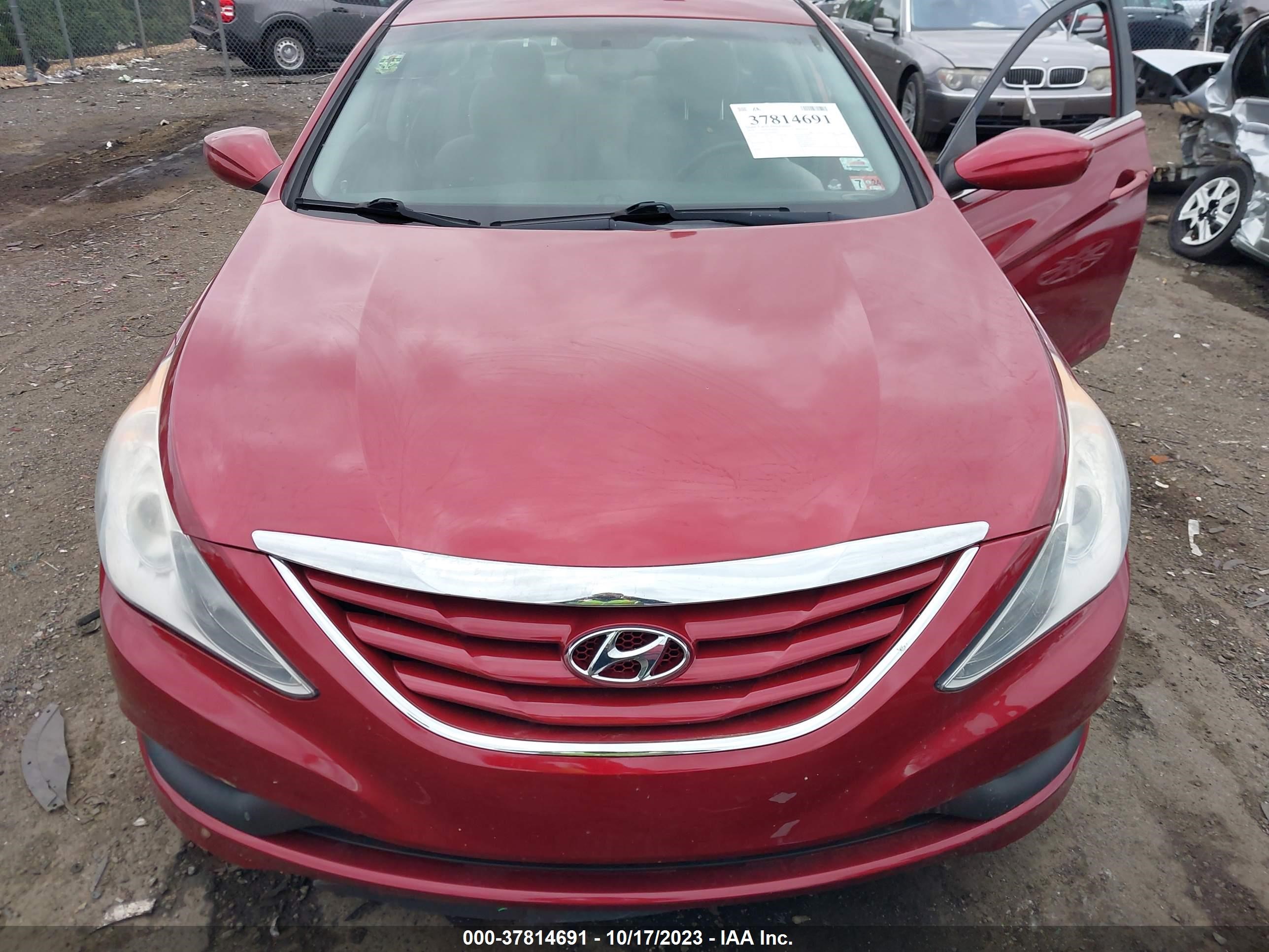 Photo 5 VIN: 5NPEB4AC2EH946031 - HYUNDAI SONATA 