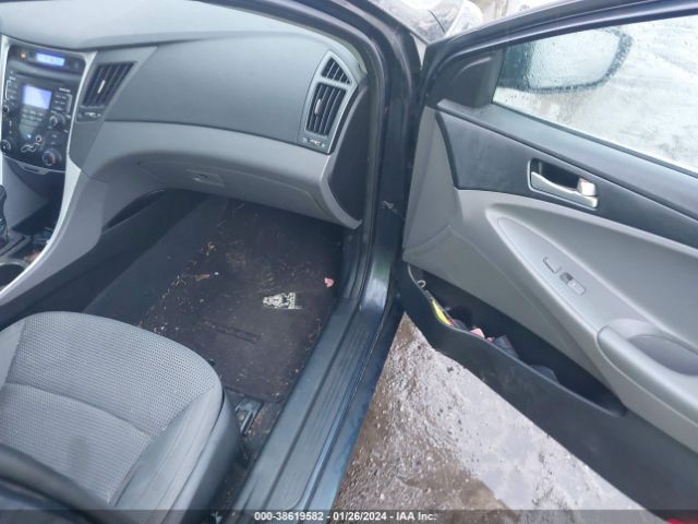 Photo 4 VIN: 5NPEB4AC3BH026856 - HYUNDAI SONATA 