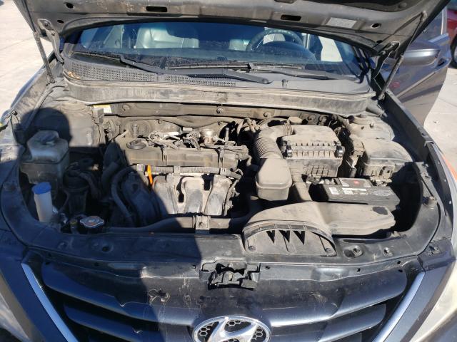 Photo 6 VIN: 5NPEB4AC3BH030471 - HYUNDAI SONATA GLS 