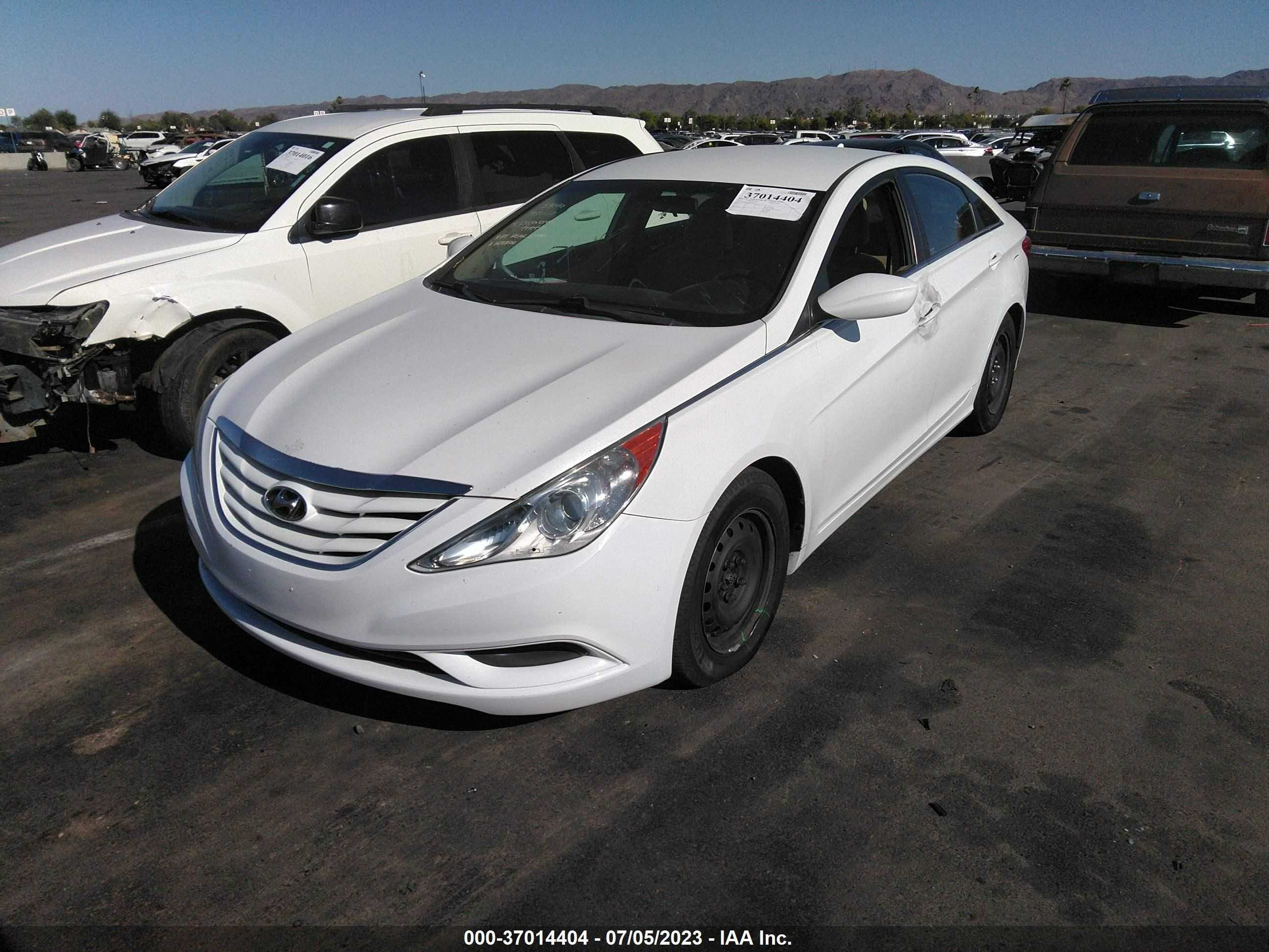 Photo 1 VIN: 5NPEB4AC3BH062823 - HYUNDAI SONATA 