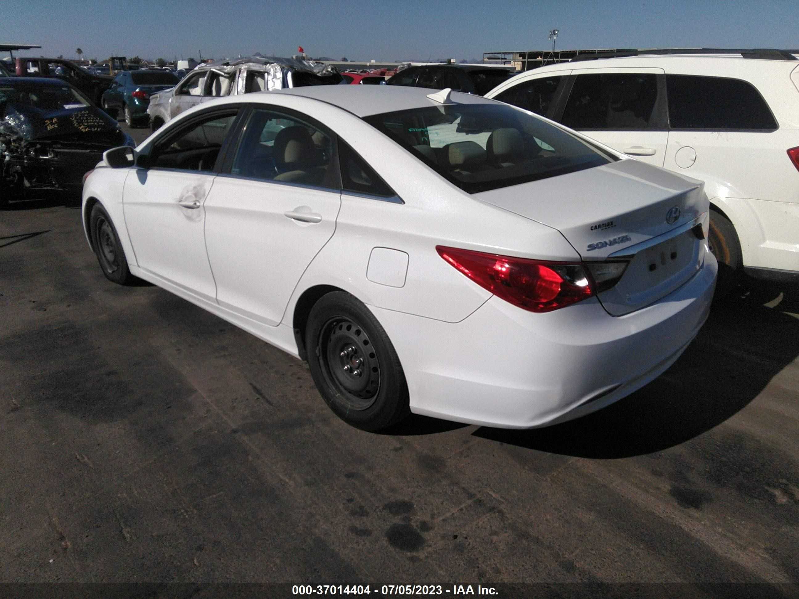 Photo 2 VIN: 5NPEB4AC3BH062823 - HYUNDAI SONATA 