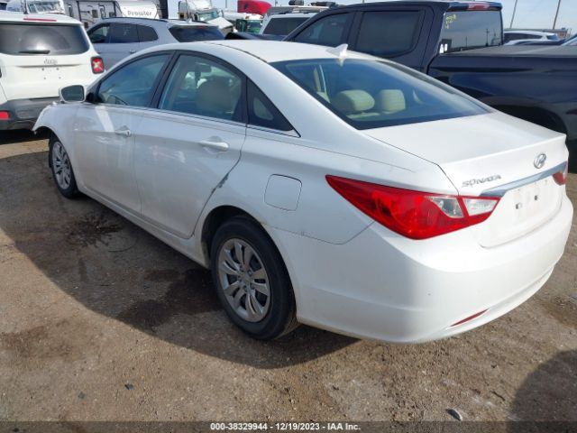 Photo 2 VIN: 5NPEB4AC3BH085101 - HYUNDAI SONATA 