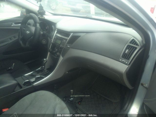 Photo 4 VIN: 5NPEB4AC3BH086474 - HYUNDAI SONATA 