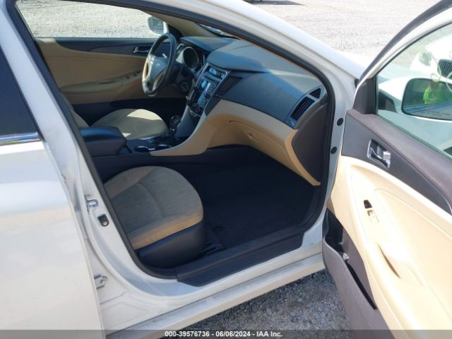 Photo 4 VIN: 5NPEB4AC3BH135253 - HYUNDAI SONATA 