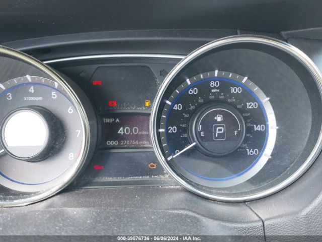 Photo 6 VIN: 5NPEB4AC3BH135253 - HYUNDAI SONATA 