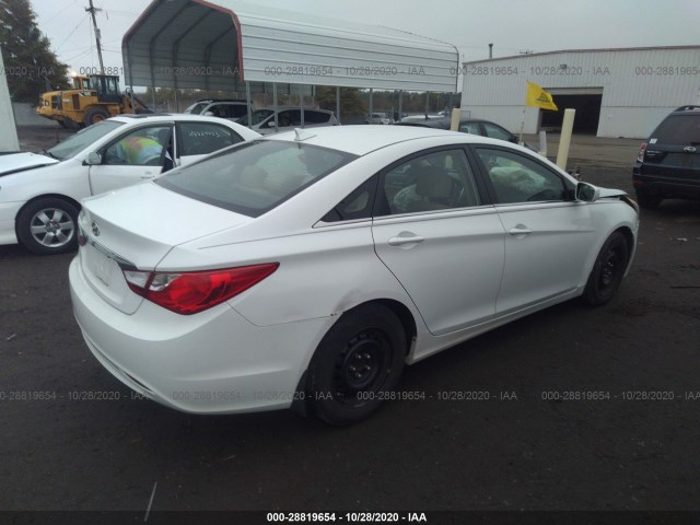 Photo 3 VIN: 5NPEB4AC3BH148178 - HYUNDAI SONATA 