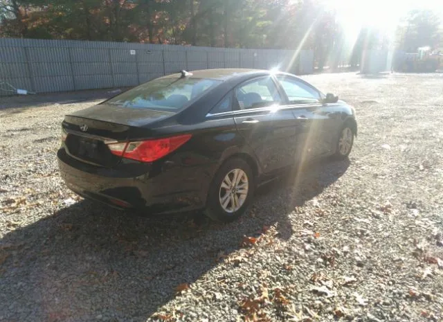 Photo 3 VIN: 5NPEB4AC3BH153428 - HYUNDAI SONATA 