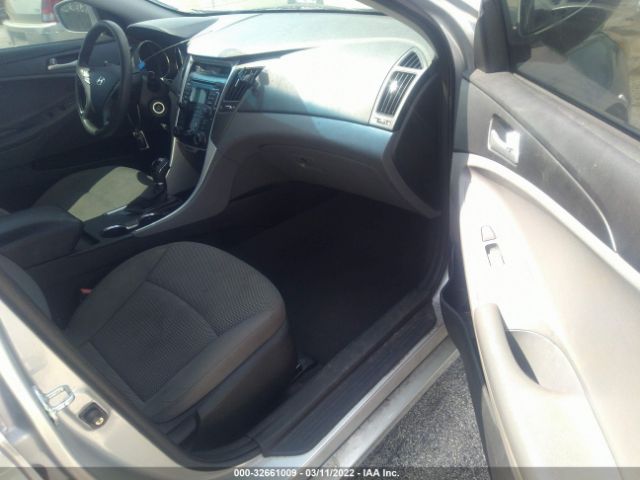 Photo 4 VIN: 5NPEB4AC3BH156281 - HYUNDAI SONATA 