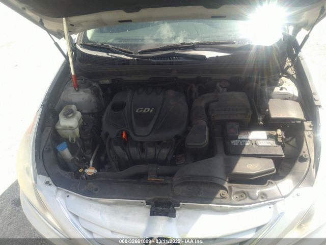 Photo 9 VIN: 5NPEB4AC3BH156281 - HYUNDAI SONATA 