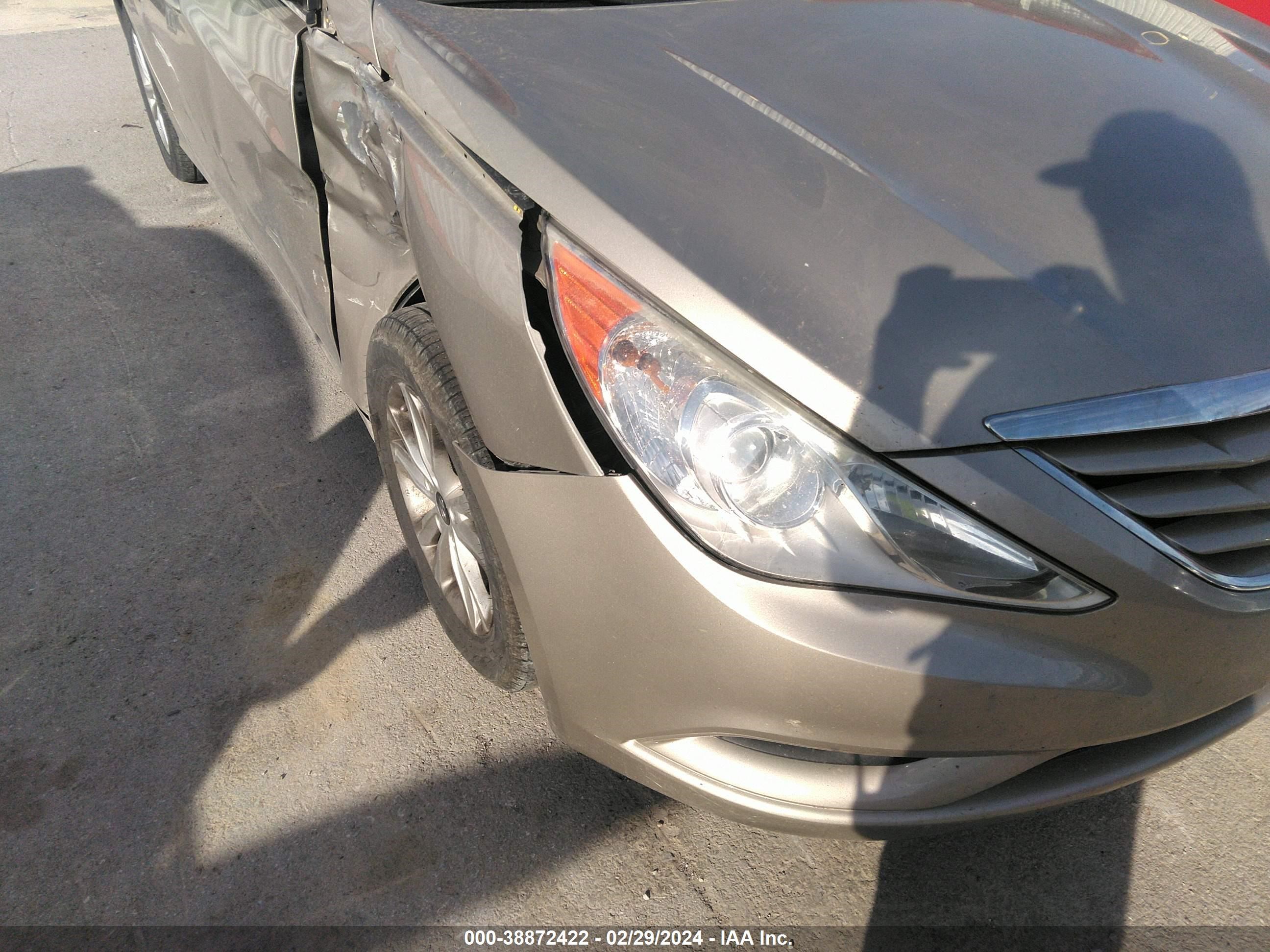 Photo 5 VIN: 5NPEB4AC3BH168415 - HYUNDAI SONATA 