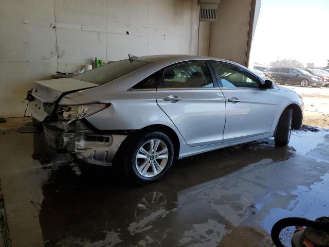 Photo 2 VIN: 5NPEB4AC3BH181102 - HYUNDAI SONATA GLS 