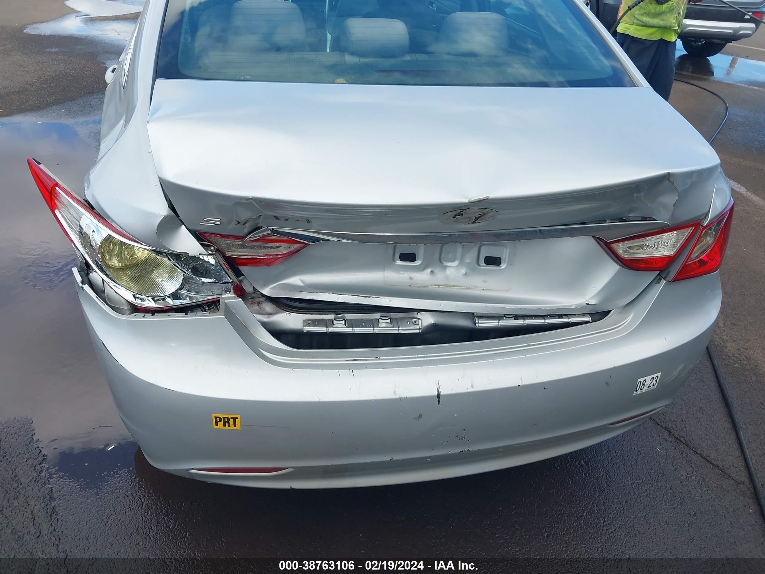 Photo 5 VIN: 5NPEB4AC3BH181200 - HYUNDAI SONATA 