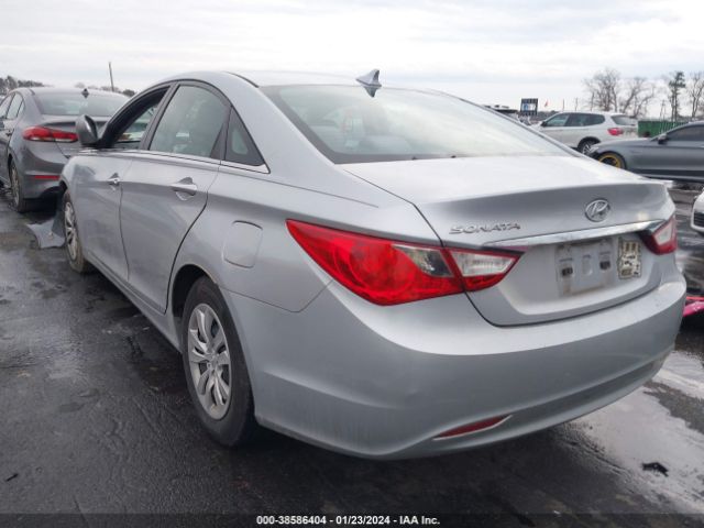 Photo 2 VIN: 5NPEB4AC3BH212610 - HYUNDAI SONATA 