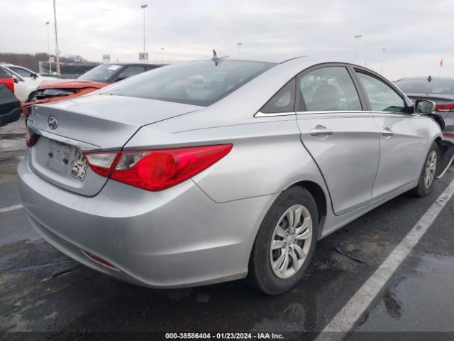 Photo 3 VIN: 5NPEB4AC3BH212610 - HYUNDAI SONATA 