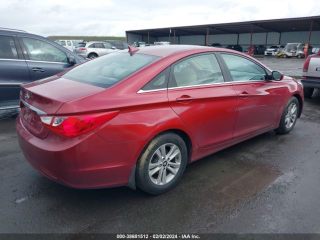 Photo 3 VIN: 5NPEB4AC3BH262293 - HYUNDAI SONATA 