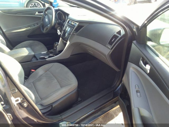 Photo 4 VIN: 5NPEB4AC3BH278977 - HYUNDAI SONATA 