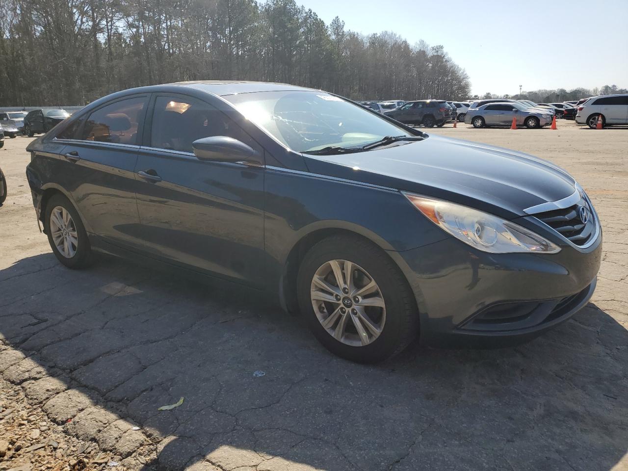 Photo 3 VIN: 5NPEB4AC3BH300556 - HYUNDAI SONATA 