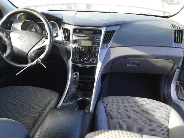 Photo 8 VIN: 5NPEB4AC3CH322543 - HYUNDAI SONATA GLS 