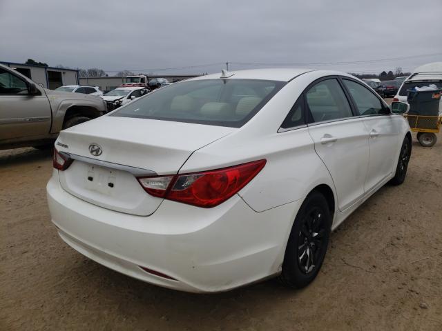 Photo 3 VIN: 5NPEB4AC3CH326639 - HYUNDAI SONATA GLS 