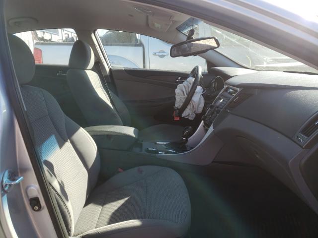 Photo 4 VIN: 5NPEB4AC3CH341237 - HYUNDAI SONATA GLS 