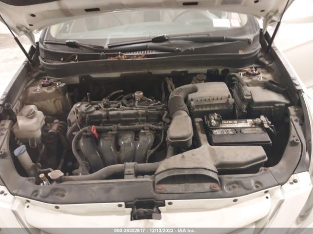 Photo 9 VIN: 5NPEB4AC3CH355865 - HYUNDAI SONATA 