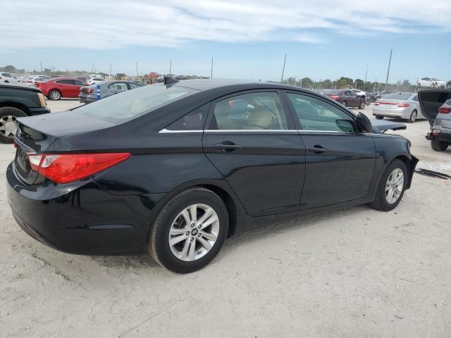 Photo 2 VIN: 5NPEB4AC3CH356207 - HYUNDAI SONATA 