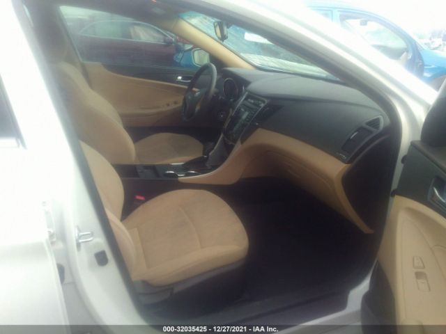 Photo 4 VIN: 5NPEB4AC3CH367787 - HYUNDAI SONATA 