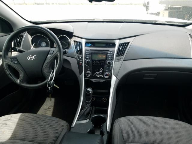 Photo 8 VIN: 5NPEB4AC3CH374271 - HYUNDAI SONATA GLS 