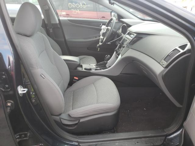 Photo 4 VIN: 5NPEB4AC3CH377574 - HYUNDAI SONATA GLS 