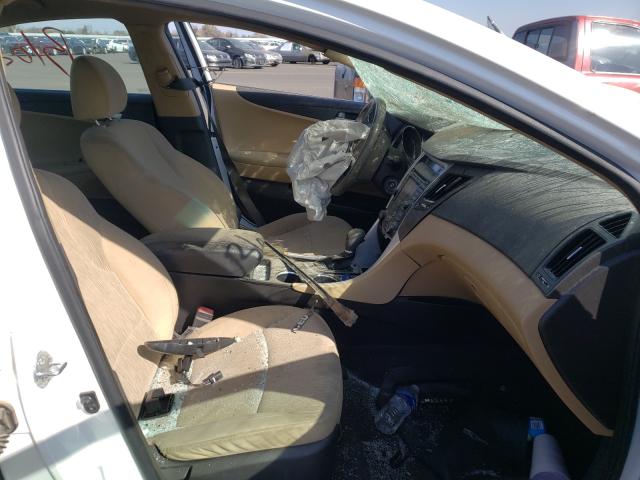 Photo 4 VIN: 5NPEB4AC3CH400285 - HYUNDAI SONATA GLS 